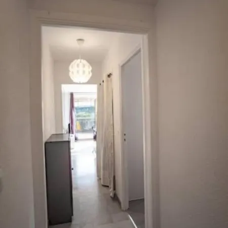 Apartment Studio Dans Belle Parking Et Piscine