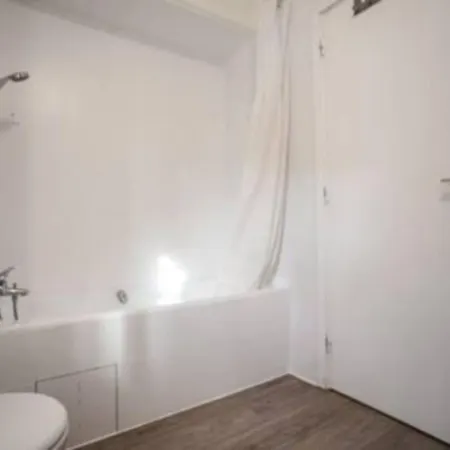 Studio Dans Belle Parking Et Piscine *